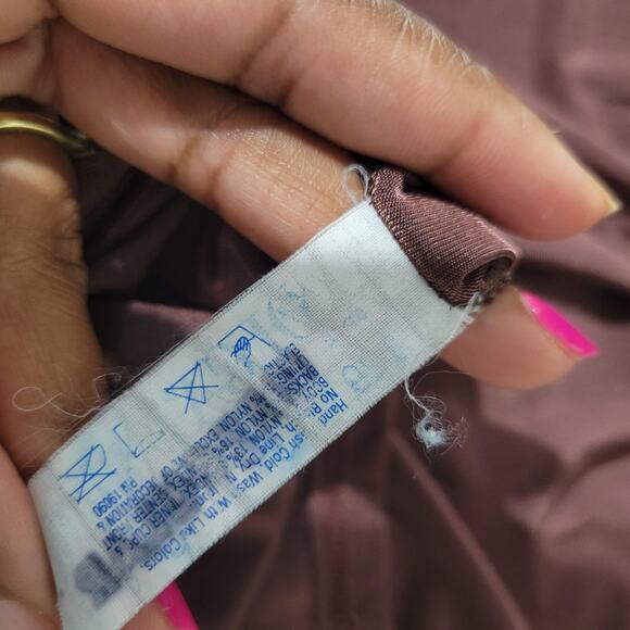 Vintage Olga Slip Brown Silky Shimmer Nylon Lingerie Shelf Bra Nightgown Small - Picture 13 of 14